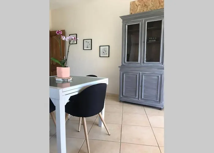 Le Clos Des Vignes *